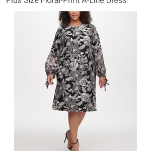 Lady's Tommy Hilfiger back & cream dress